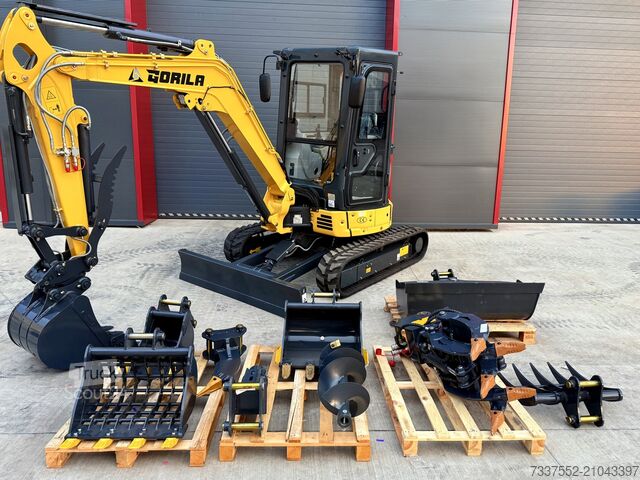 Mini-pelle Gorila G40S I PRO CAB - MEGA AKCE PŘÍSLUŠENSTVÍ