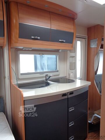 Каравана HOBBY de luxe 490 UL *Einzelbetten*2 Vorzelte*Mover*