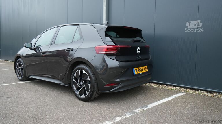 Passenger transportation Volkswagen ID.3 PURE 45KWH