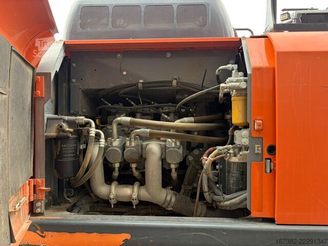 Bandgrävare Hitachi ZX210-6