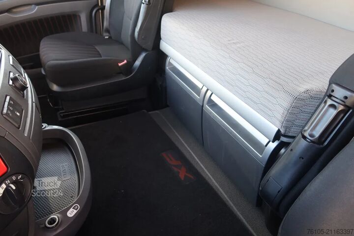 Furgón portacoches DAF XF 450 6x2 Oprijwagen vloerhoogte 100 cm + 2x  ...