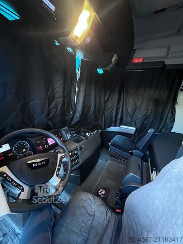 Porta-carros MAN PORTAVEHICULOS