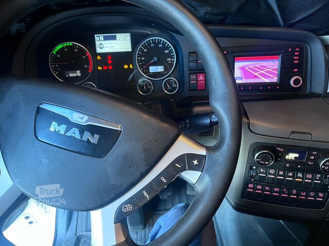 Porta-carros MAN PORTAVEHICULOS