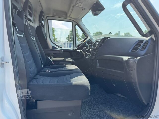 Furgoneta Iveco Daily 50C18 Hi-matic