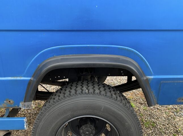 Skříňový nákladní automobil Mercedes Benz T2 Vario 814 DA Allrad 4x4