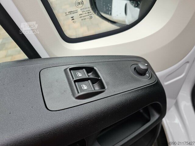 Pick-up kombi Fiat Ducato MAXI L4 Pritsche 4,2 Android Auto Nebels