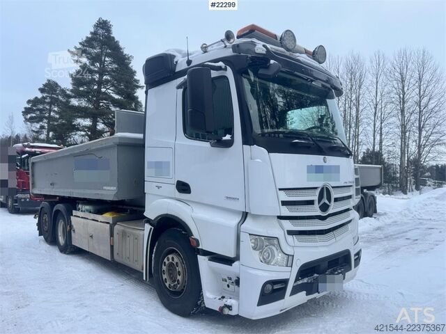  Mercedes-Benz Actros 2551
