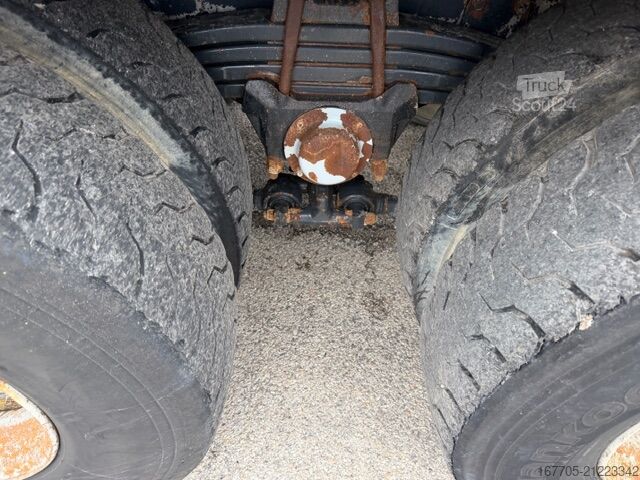 Concrete mixer truck Astra HD9 84.48-80