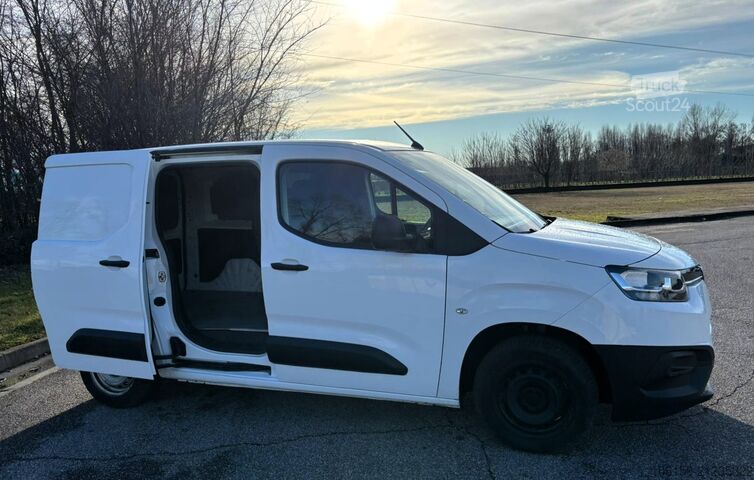 ΜΙΝΙ ΒΑΝ Toyota PROACE CITY