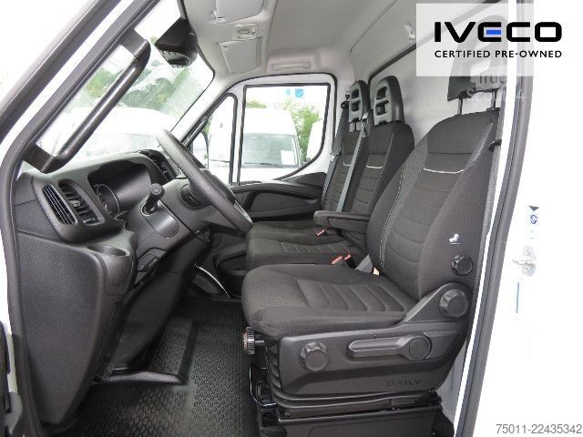 Transporter mit Koffer IVECO Daily 70C18HA8/P Koffer/LBW Klima, NL 3228kg