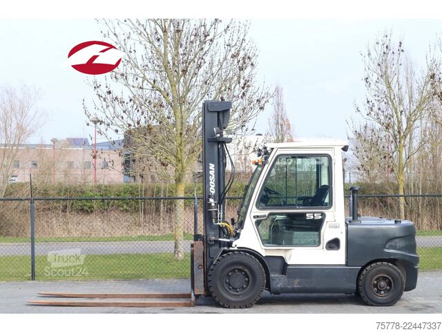رافعة شوكية Doosan D55C-5 | 5500 KG | SIDESHIFT | POSITIONERS