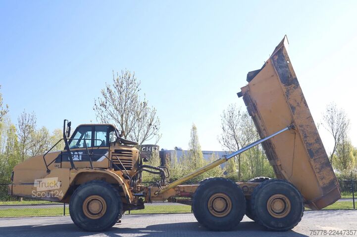 Kaatokuorma-auto Caterpillar 740 | CENTRAL LUBE | AIRCO