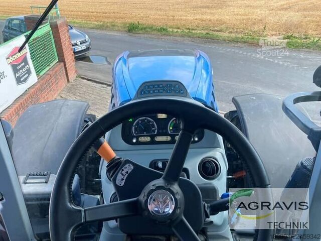 Traktor New Holland T 7.245 AUTO COMMAND