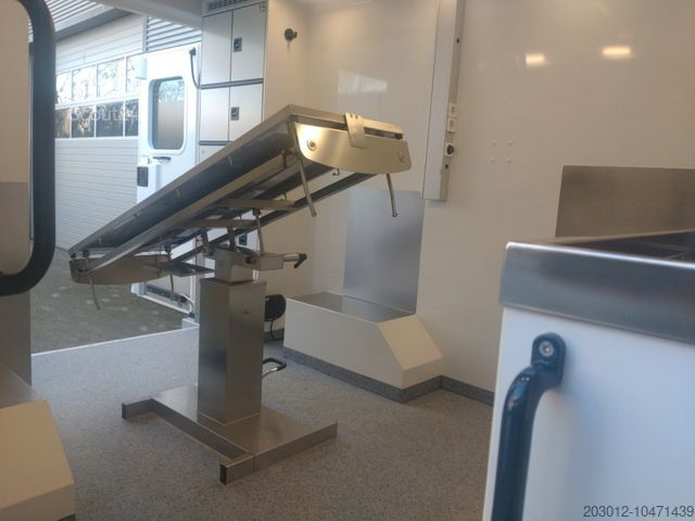 Gaisrinė mašina MERCEDES-BENZ RTW / Tierrettung / Tierarzt / OP