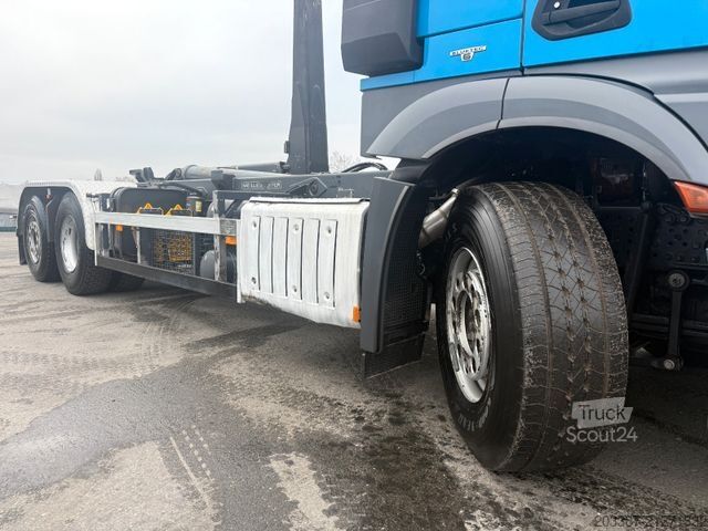 Camion benne à bras amovible MERCEDES-BENZ Actros 2542/ Meiller Aufbau/ AHK