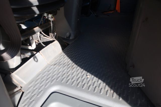 Camion bâché IVECO Daily Pritsche Plane 35S13 2. Hand/ SHZ / FN:246