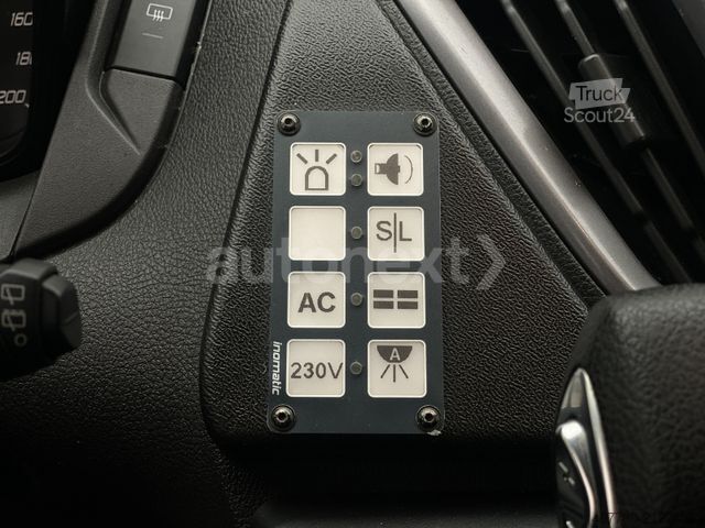 Brandweerwagen FORD Transit Custom Automatik *RTW/KTW* Tragestuhl 33