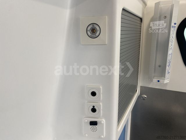 Brandweerwagen FORD Transit Custom Automatik *RTW/KTW* Tragestuhl 33