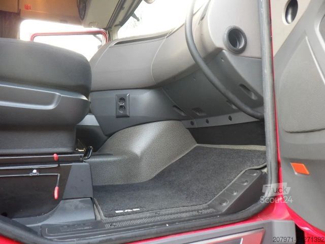 Standard tractor unit DAF XF 450 Smart Tacho 2 / 8 Tons vooras/ 50.000 GVW