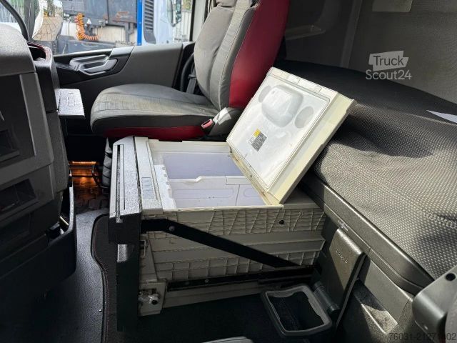 Tractor estándar VOLVO FH 13.460 4X2 Tractor-unit Spring/Air Retarder F