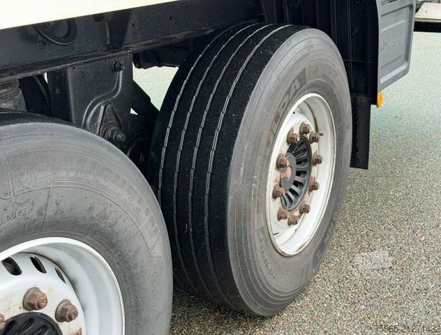 Semi-remorque frigorifique KRONE SD THERMO KING SLX300 DISC BRAKES NEW TUV-APK LI