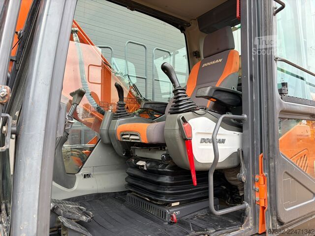 Rupsgraafmachine Doosan DX235NLC-5