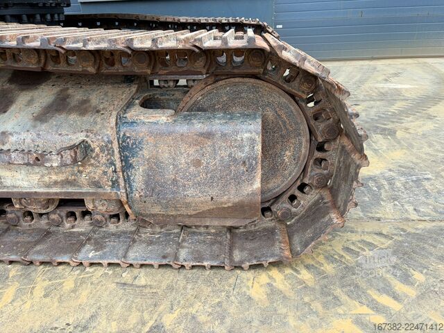 Raupenbagger Caterpillar 320FL