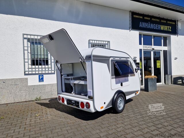 Jiné Other Mini Tommy TMC 25 Schlafanhänger mit Küche gebremst 750kg führerscheinfrei