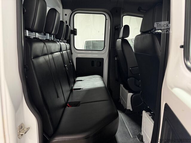 Commercial vehicle Mercedes-Benz Sprinter 314 CDI,Pritsche-Doka(6-Si.),MR,AHK