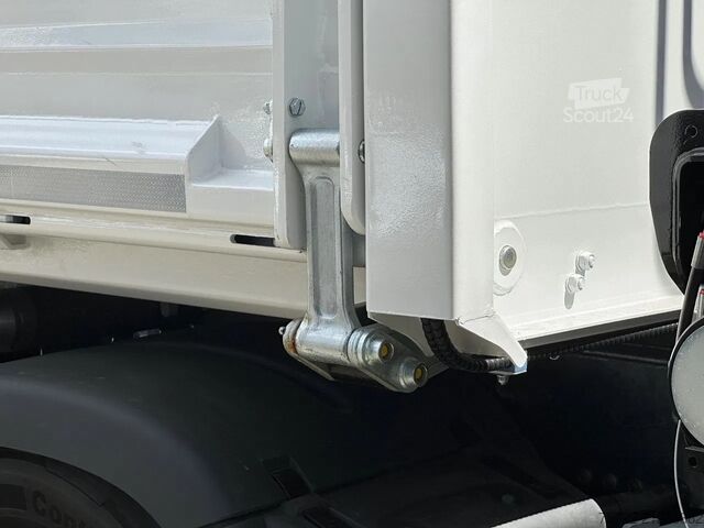 Camion-benne avec grue MAN TGS 33.440 6x4 BL Tajfun Liv L150K Recycling Kran