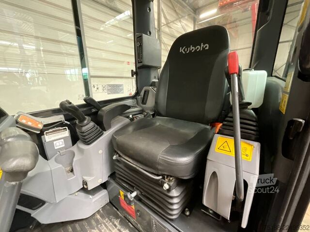 Minikotró Kubota U 36-4