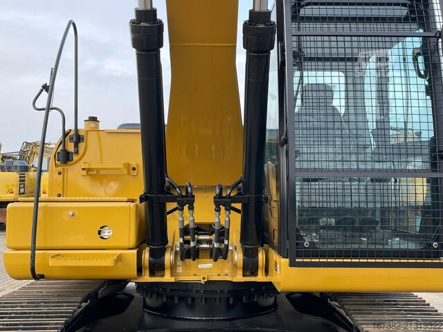 Excavadora sobre orugas Caterpillar 323D3