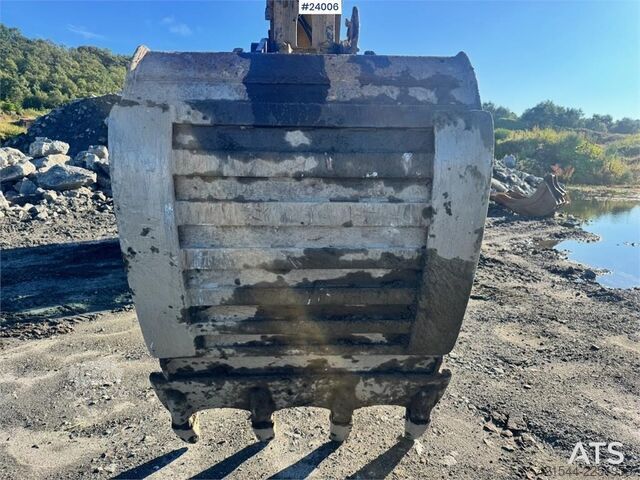 багер на вериги Caterpillar 320
