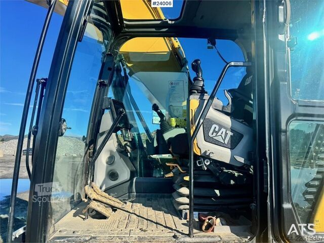 багер на вериги Caterpillar 320