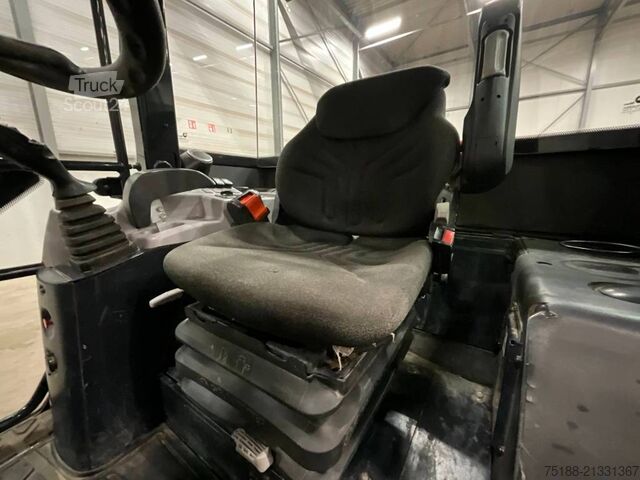 Iekrāvējs Kubota R 070