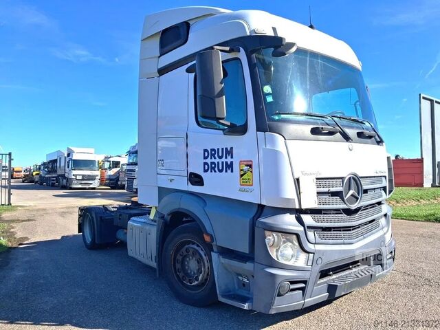 Volumen SCM Mercedes-Benz Actros 1827 Actros 1827 Mega Lowdeck