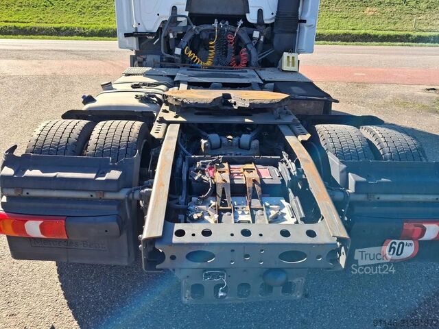 Volumen SCM Mercedes-Benz Actros 1827 Actros 1827 Mega Lowdeck