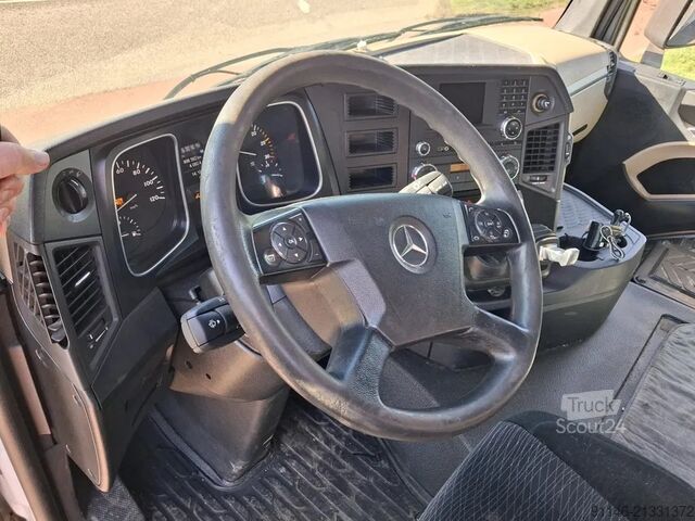 Volumen SCM Mercedes-Benz Actros 1827 Actros 1827 Mega Lowdeck