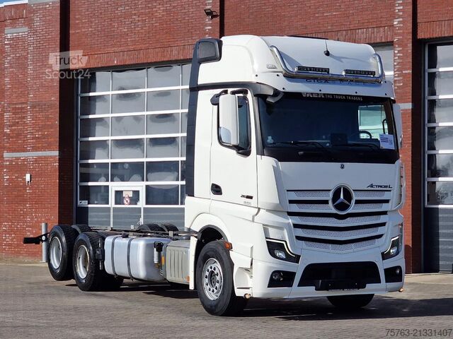 Șasiu cu cabină Mercedes-Benz Actros 2663 Gigaspace 6x2 - Retarder - 4.90 WB ...