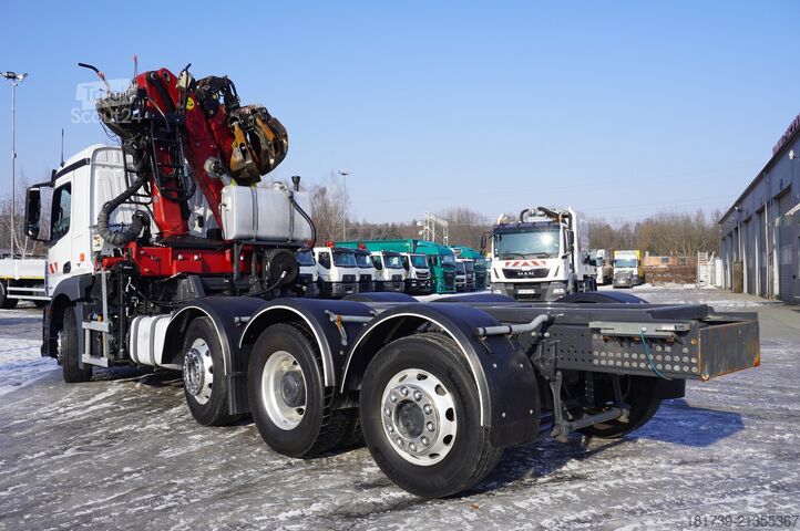 Кран-маніпулятор Mercedes-Benz Antos 3240 8×2 / Typhoon L170Z3 crane