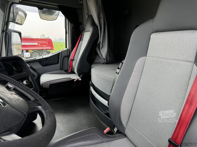 LKW mit Pritsche & Plane Renault T 480