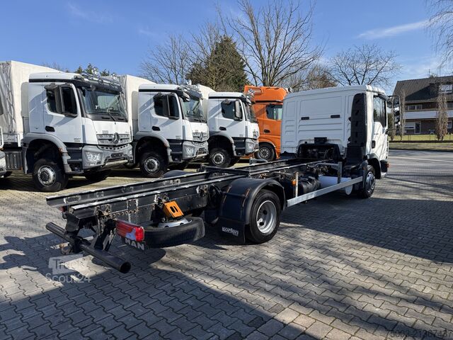 Transporter Fahrgestell MAN TGL 8.180 4X2 BL