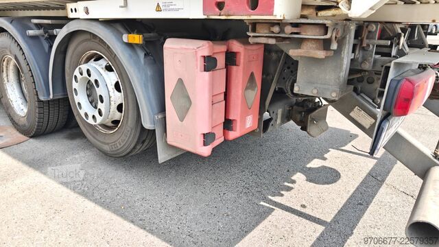 Kamion sa izmjenjivim šasijama BDF Mercedes-Benz Actros 2543