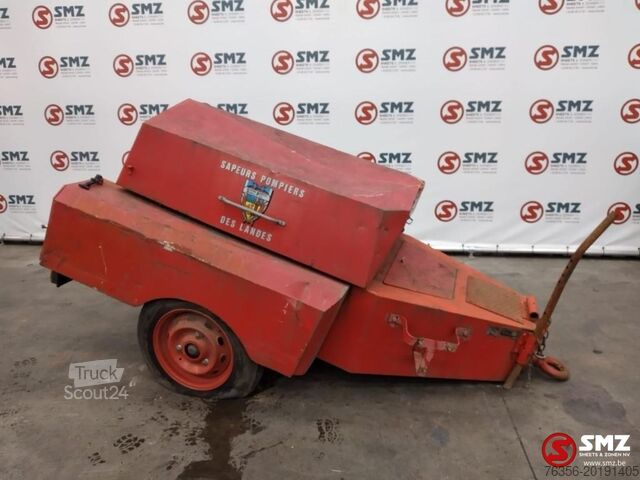 Construction Diversen Occ aanhanger met brandweerpomp + benzinemotor Mot