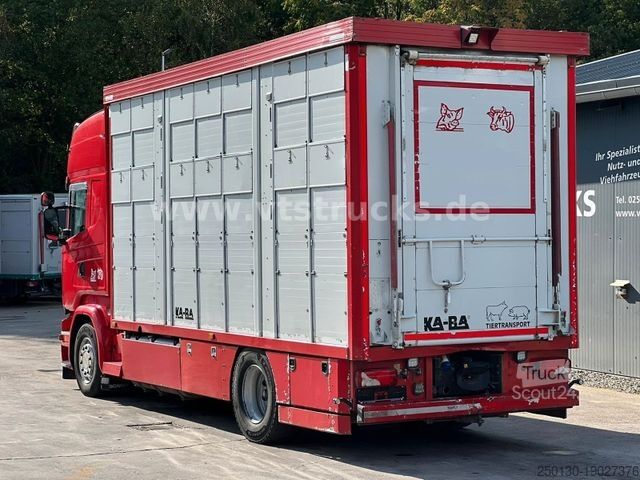 Camion per bestiame SCANIA R520 V8 4x2 Blatt/Luft KA-BA 3-Stock m. Hubdach