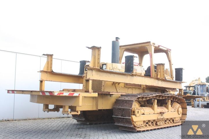 Caterpillar D6E csőszállító Caterpillar D6E Pipe carrier