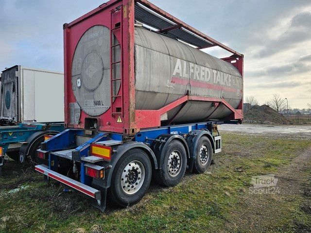 Vekselpåbygg-semitrailer SCHMITZ CARGOBULL Tankchassis mit Tankcontainer, 375.678 Km