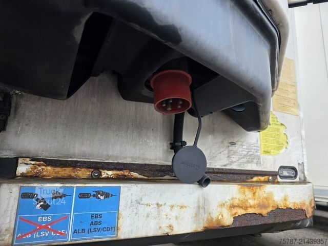 Semiremorcă frigorifică SCHMITZ CARGOBULL Tiefkühler, 3 Kammern, Lift, LBW, SCB*S3B