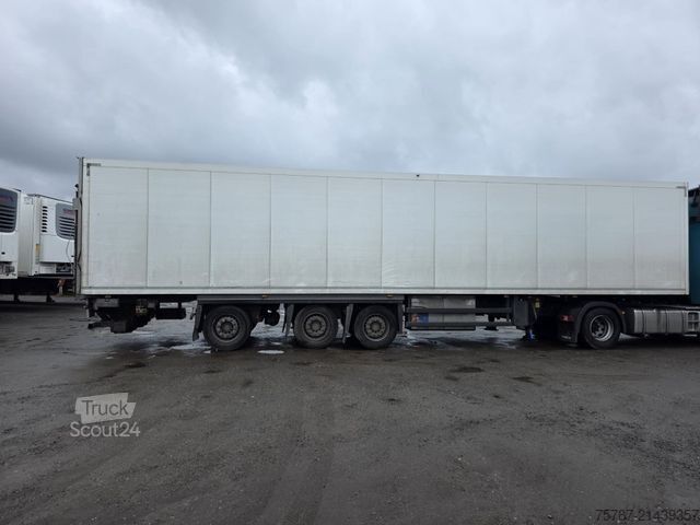 Semiremorcă frigorifică SCHMITZ CARGOBULL Tiefkühler, 3 Kammern, Lift, LBW, SCB*S3B