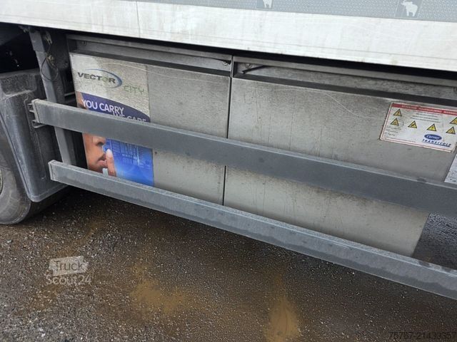 Semiremorcă frigorifică SCHMITZ CARGOBULL Tiefkühler, 3 Kammern, Lift, LBW, SCB*S3B